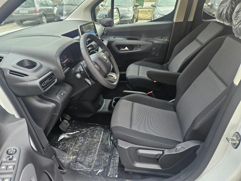 Toyota Proace City 1.5d-AT-HOB!!!Гаранция!!!, снимка 10 - Автомобили и джипове - 48883508