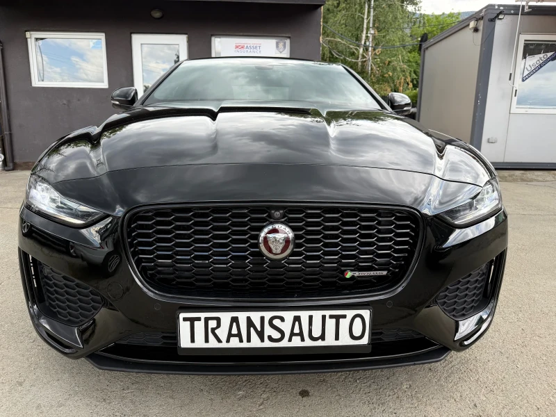 Jaguar XE 2.0d 204ps Face R-Dynamic Black 07.2021г. БАРТЕР, снимка 2 - Автомобили и джипове - 50365130