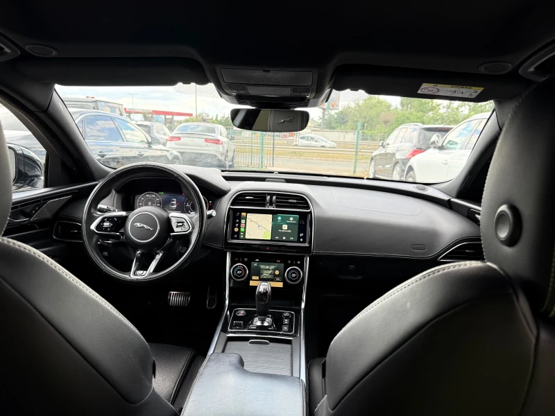 Jaguar XE 2.0d 204ps Face R-Dynamic Black 07.2021г. БАРТЕР, снимка 16 - Автомобили и джипове - 50365130