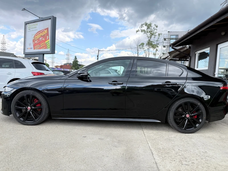 Jaguar XE 2.0d 204ps Face R-Dynamic Black 07.2021г. БАРТЕР, снимка 6 - Автомобили и джипове - 50365130