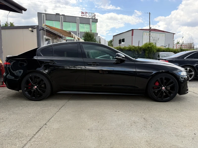 Jaguar XE 2.0d 204ps Face R-Dynamic Black 07.2021г. БАРТЕР, снимка 7 - Автомобили и джипове - 50365130