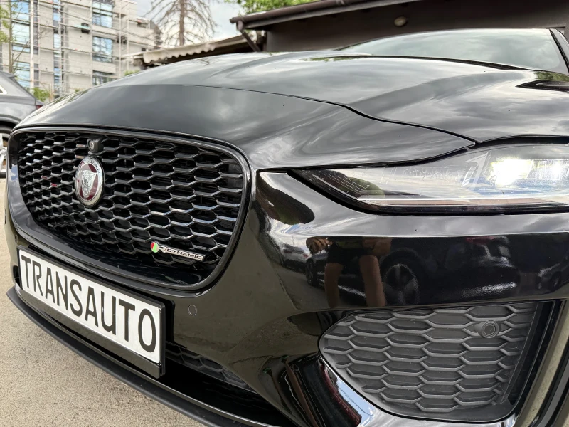 Jaguar XE 2.0d 204ps Face R-Dynamic Black 07.2021г. БАРТЕР, снимка 8 - Автомобили и джипове - 50365130