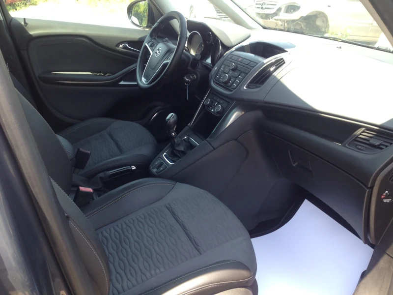 Opel Zafira TourerCosmo/150кс/1.6CNG/7места/Euro5B, снимка 4 - Автомобили и джипове - 50830101