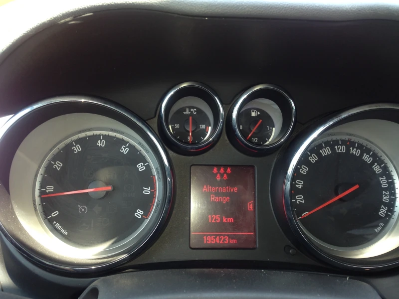 Opel Zafira TourerCosmo/150кс/1.6CNG/7места/Euro5B, снимка 12 - Автомобили и джипове - 50830101