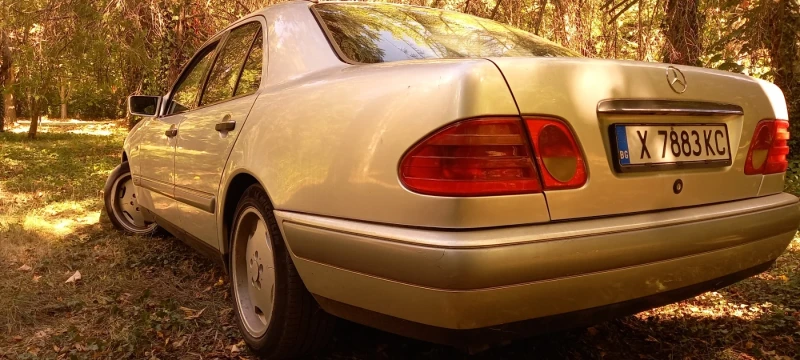 Mercedes-Benz E 250 W210 TD, снимка 7 - Автомобили и джипове - 52208769