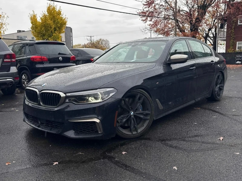 BMW 550 2018 M550i xDrive * CARFAX * БЕЗ ПЪРВОНАЧАЛНА 