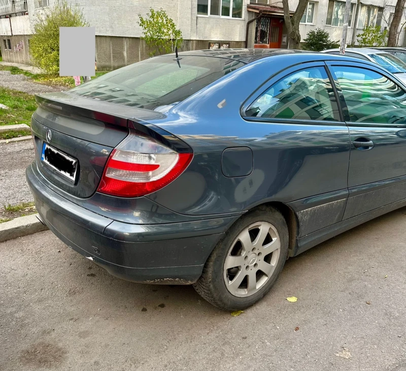 Mercedes-Benz C 200 Фейс, снимка 3 - Автомобили и джипове - 52503346