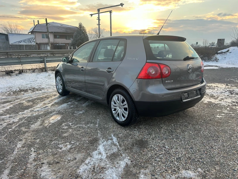 VW Golf 1.4 I , снимка 4 - Автомобили и джипове - 53037849