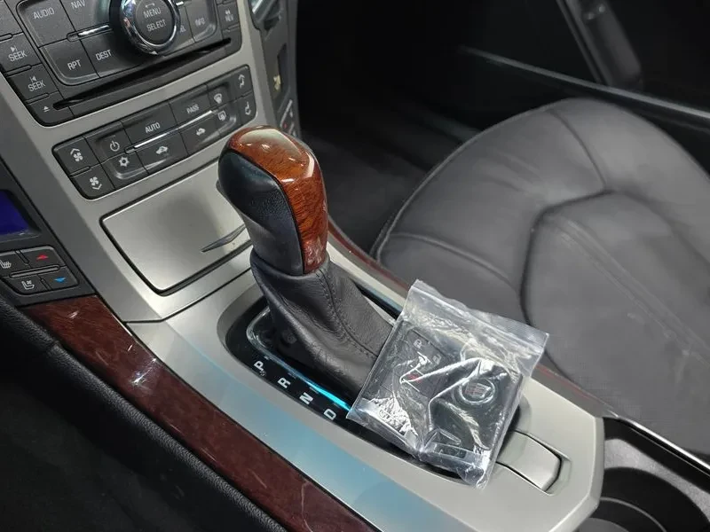 Cadillac Cts 3.6 AWD, снимка 9 - Автомобили и джипове - 54462370