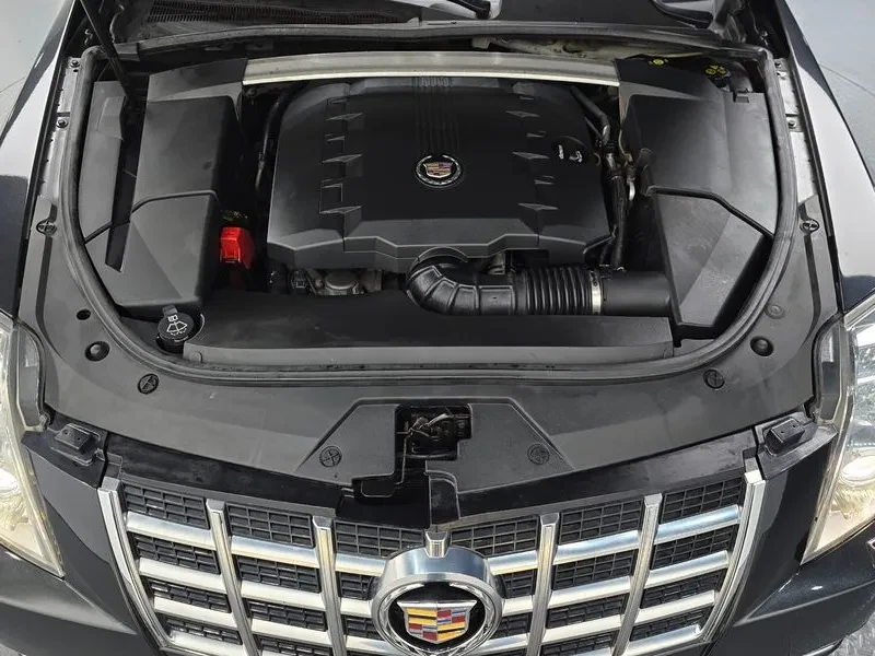 Cadillac Cts 3.6 AWD, снимка 6 - Автомобили и джипове - 54462370