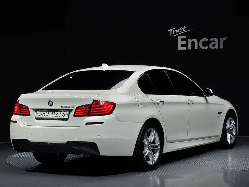 BMW 520 520d M Aero Dynamic| 190к.с.| ВКЛ.ТЕХНОТЕСТ, снимка 2 - Автомобили и джипове - 55130479