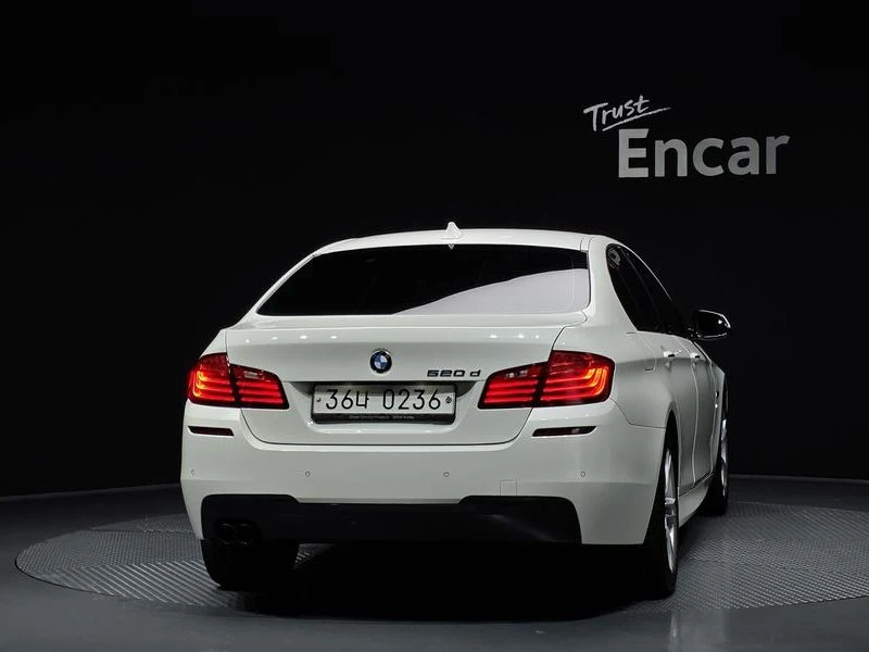 BMW 520 520d M Aero Dynamic| 190к.с.| ВКЛ.ТЕХНОТЕСТ, снимка 4 - Автомобили и джипове - 55130479
