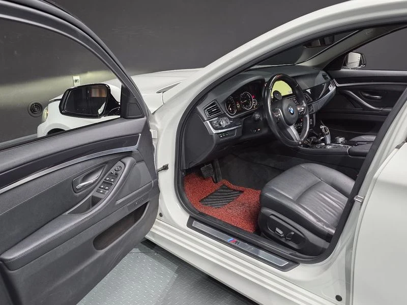 BMW 520 520d M Aero Dynamic| 190к.с.| ВКЛ.ТЕХНОТЕСТ, снимка 10 - Автомобили и джипове - 55130479