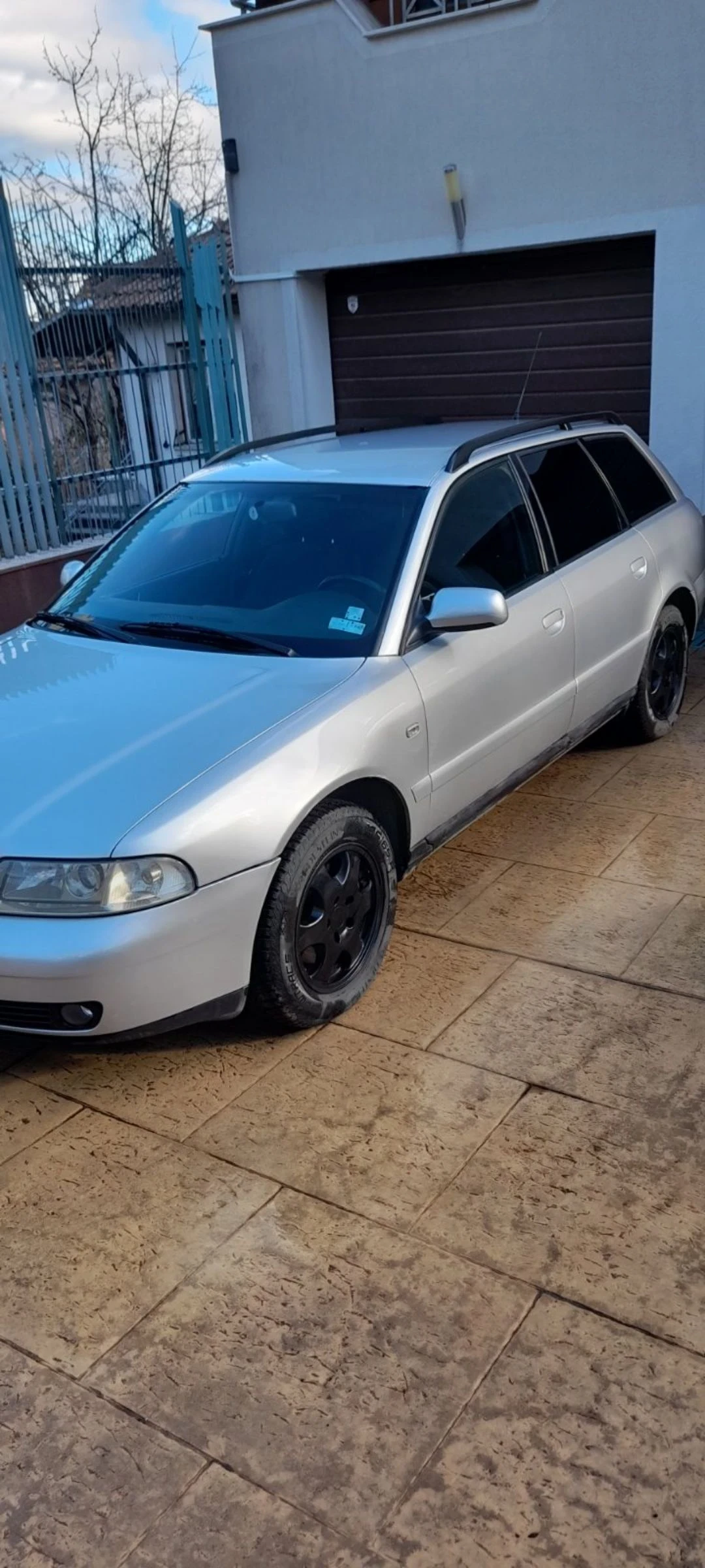 Audi A4 1.9 TDI Quattro 116 к.с. - изображение 3
