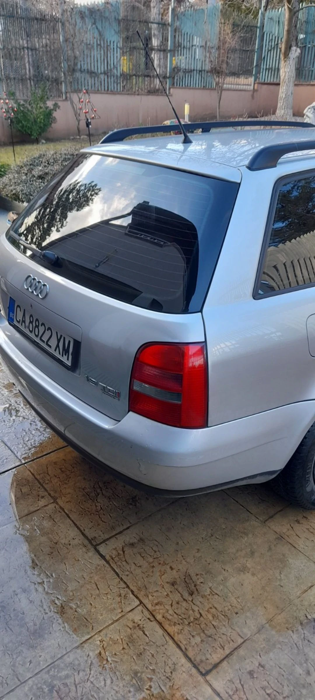 Audi A4 1.9 TDI Quattro 116 к.с. - изображение 6