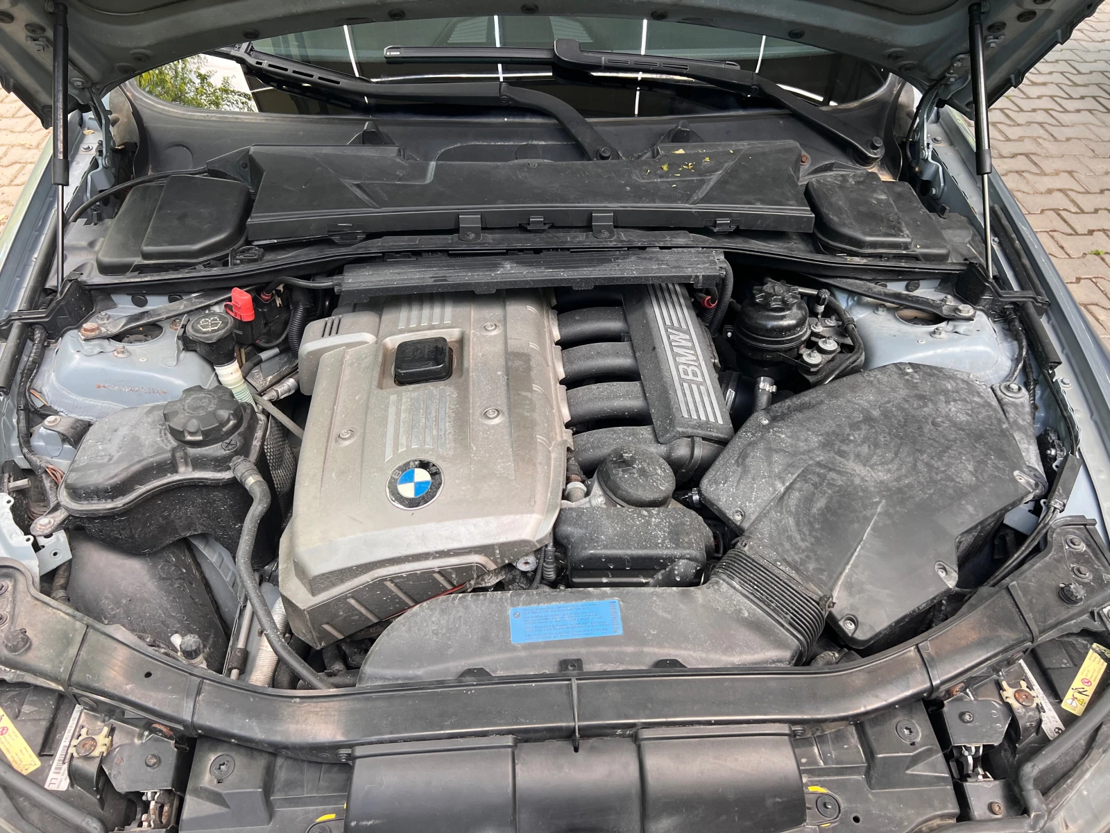 BMW 325  - изображение 7