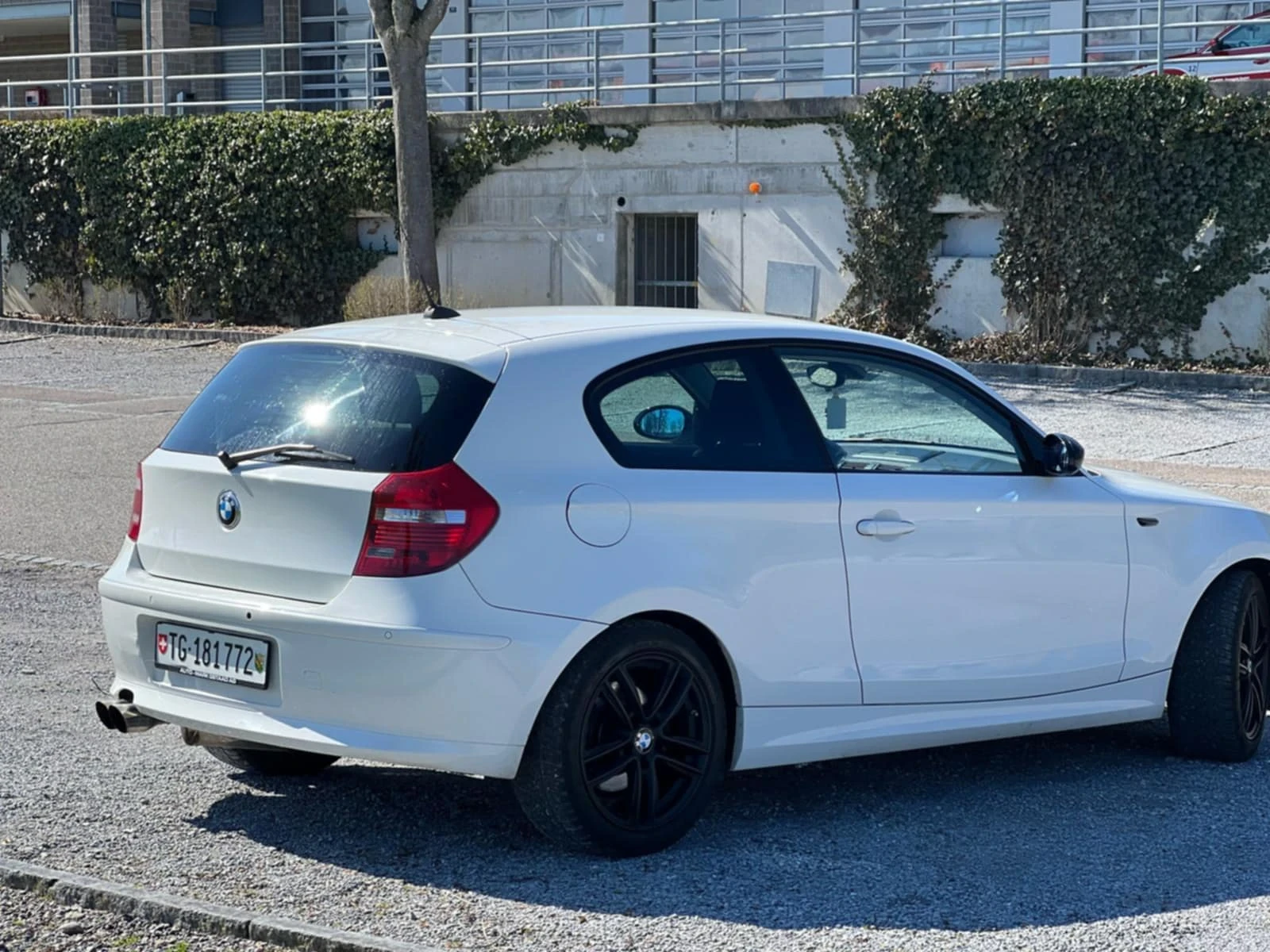 BMW 118  - изображение 5