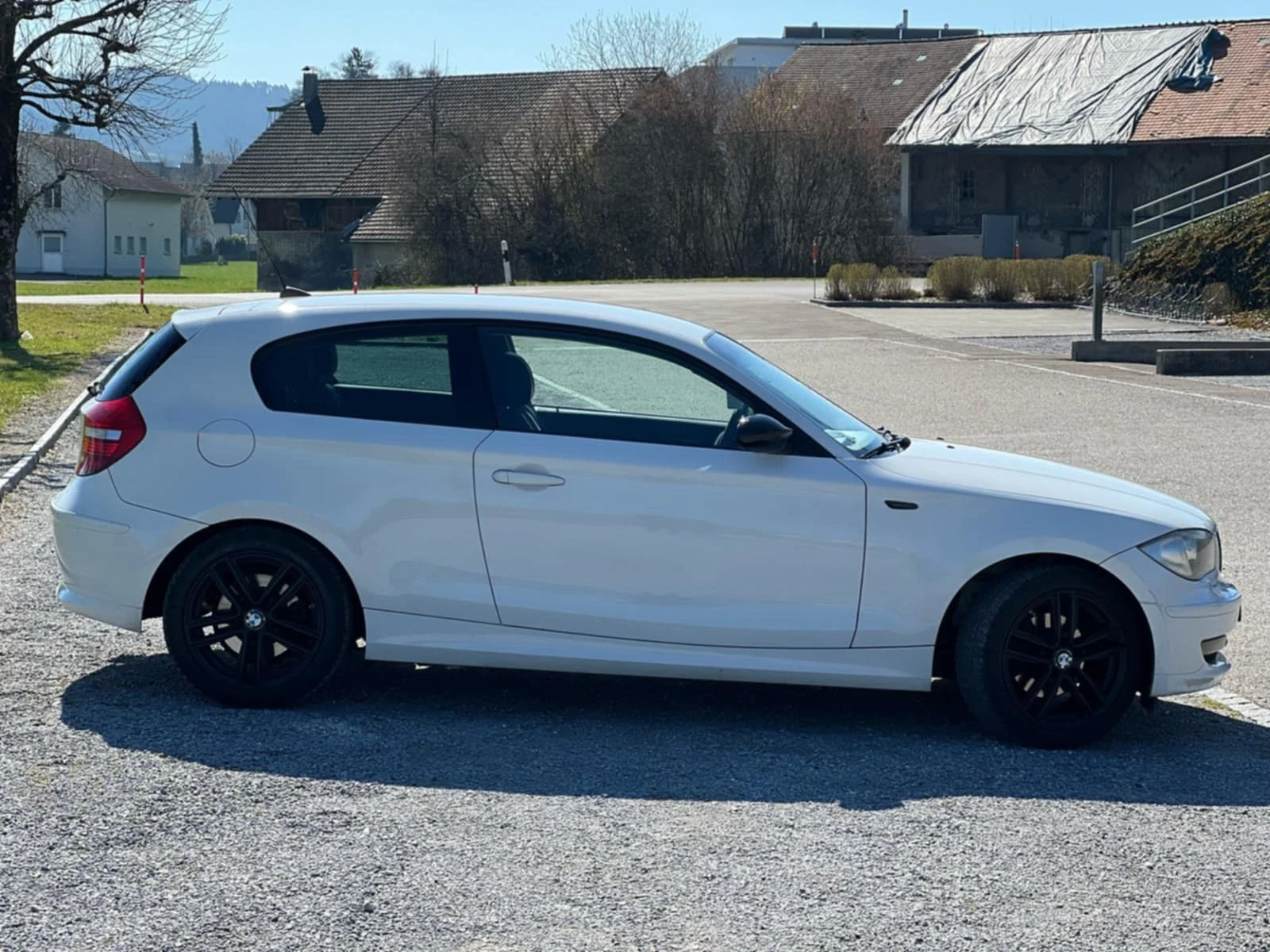 BMW 118  - изображение 4