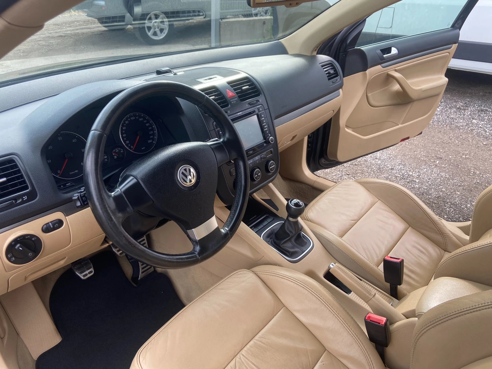 VW Golf 2.0 NAVI - изображение 9