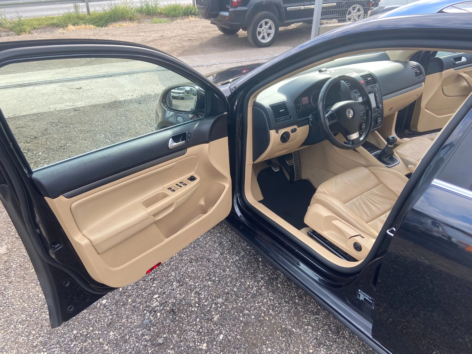 VW Golf 2.0 NAVI - изображение 8
