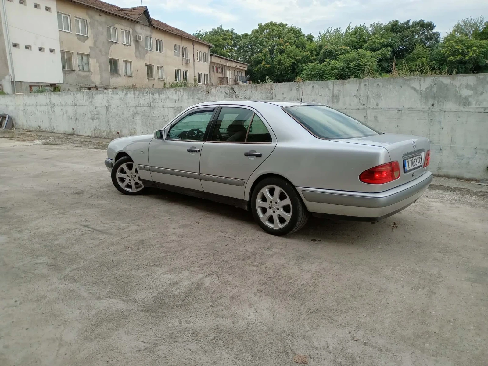 Mercedes-Benz E 250 W210 TD, снимка 5 - Автомобили и джипове - 55316512