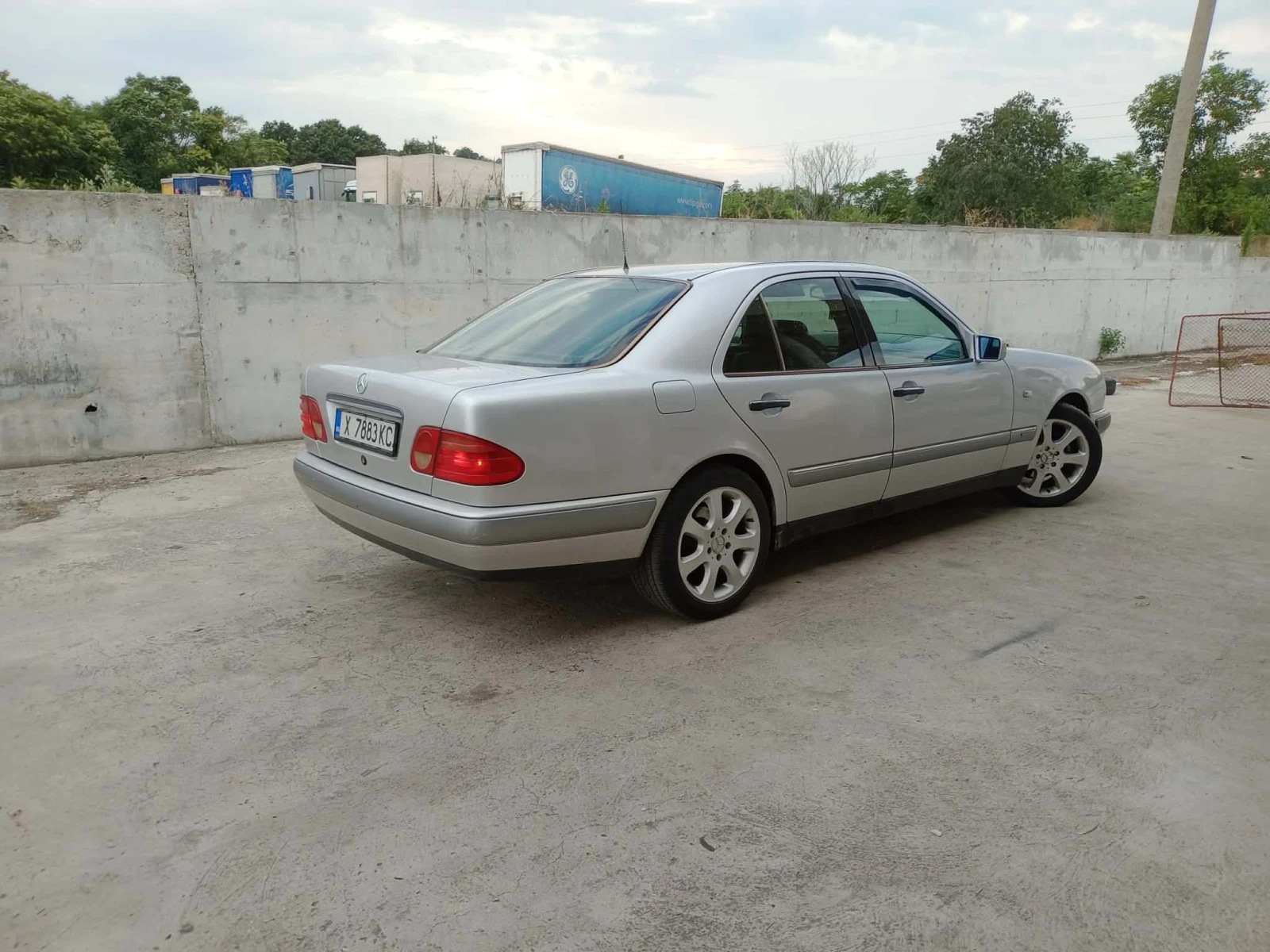 Mercedes-Benz E 250 W210 TD, снимка 2 - Автомобили и джипове - 55316512