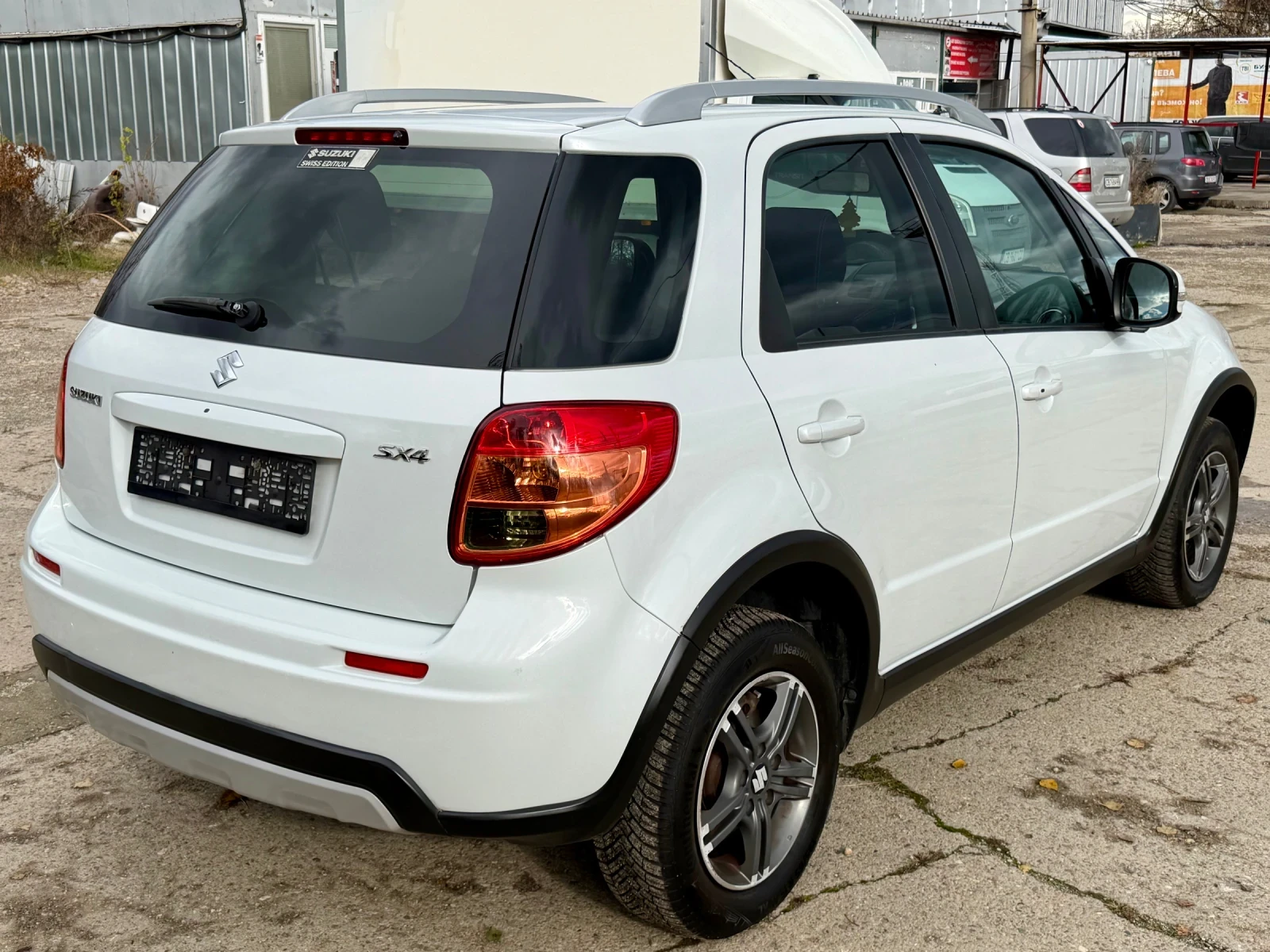 Suzuki SX4 1.6i / 4x4 / 120к.с. / 2015г. - изображение 3