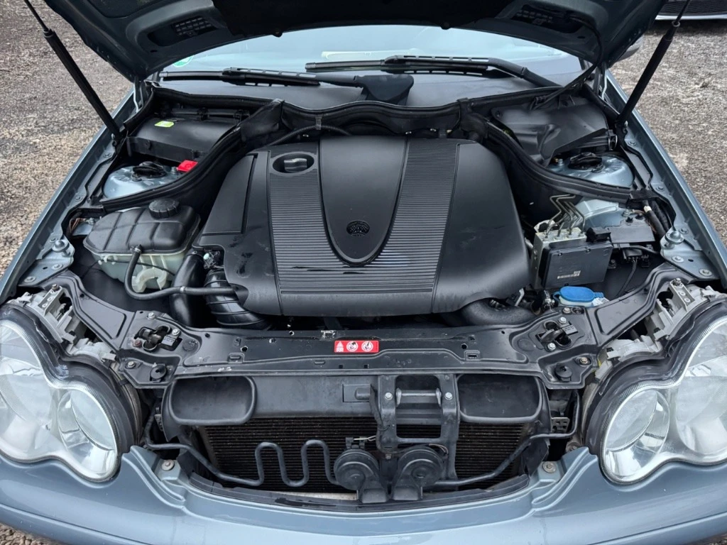 Mercedes-Benz C 200 2.2 cdi, снимка 9 - Автомобили и джипове - 53773720