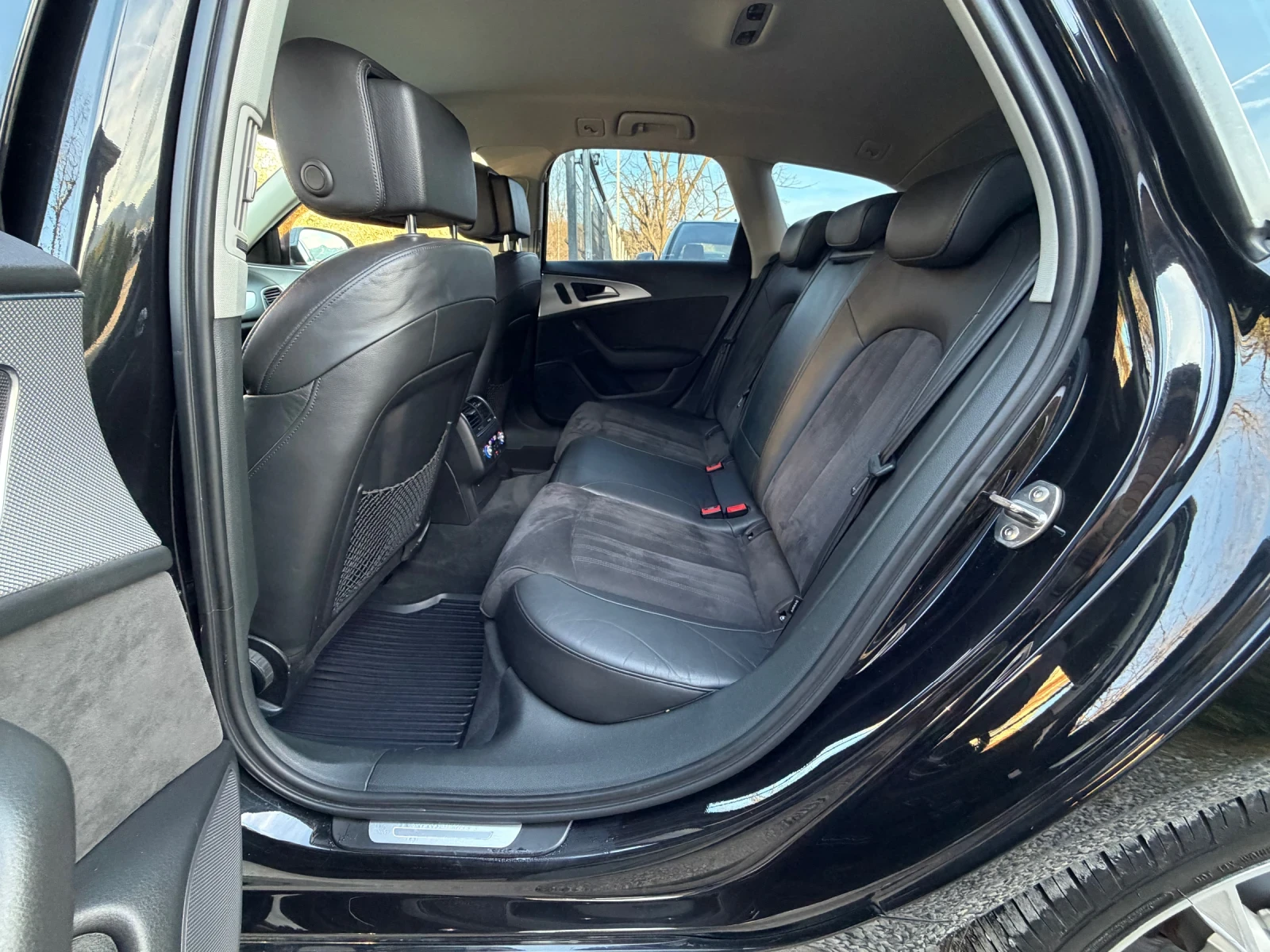 Audi A6 3.0TDi 245кс * Дистроник* * Камера* * Мъртва зона*, снимка 15 - Автомобили и джипове - 54115760