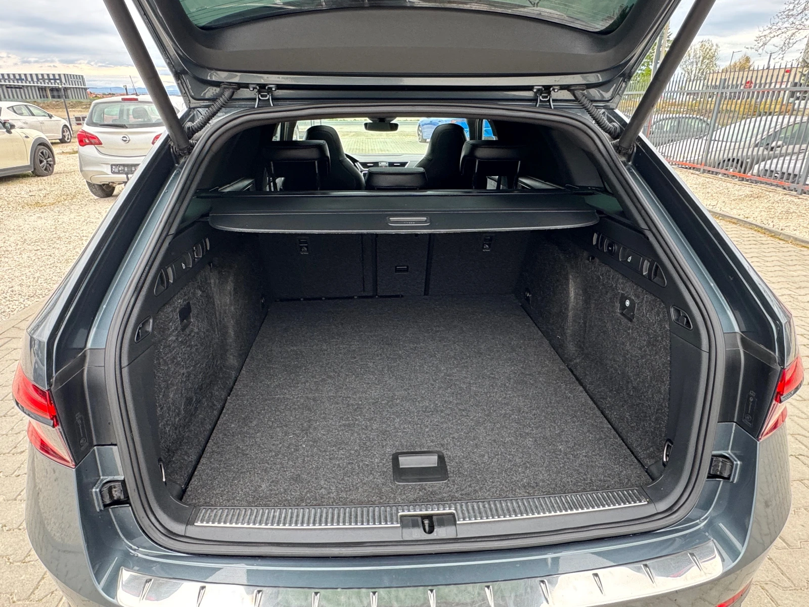 Skoda Superb -4X4-SPORTLINE-FACELIFT-LED-NAVI-PARK-FULL | Mobile.bg � ����������� 16