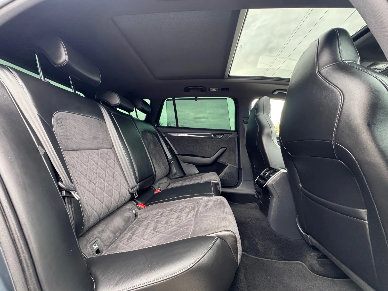 Skoda Superb -4X4-SPORTLINE-FACELIFT-LED-NAVI-PARK-FULL | Mobile.bg � ����������� 13