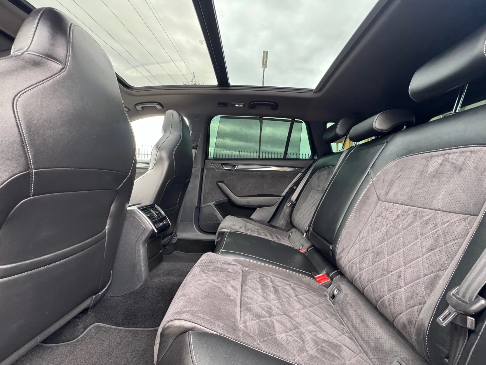 Skoda Superb -4X4-SPORTLINE-FACELIFT-LED-NAVI-PARK-FULL | Mobile.bg � ����������� 12