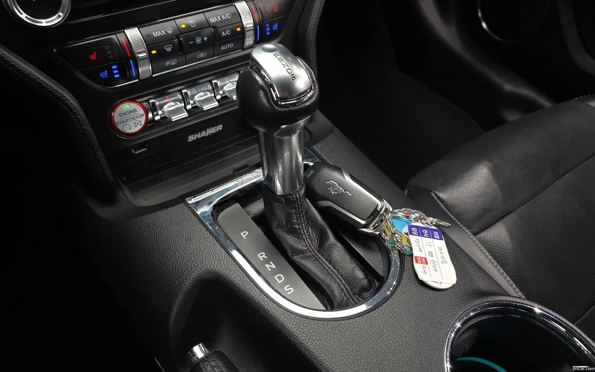 Ford Mustang 2.3L V6, снимка 9 - Автомобили и джипове - 54624067
