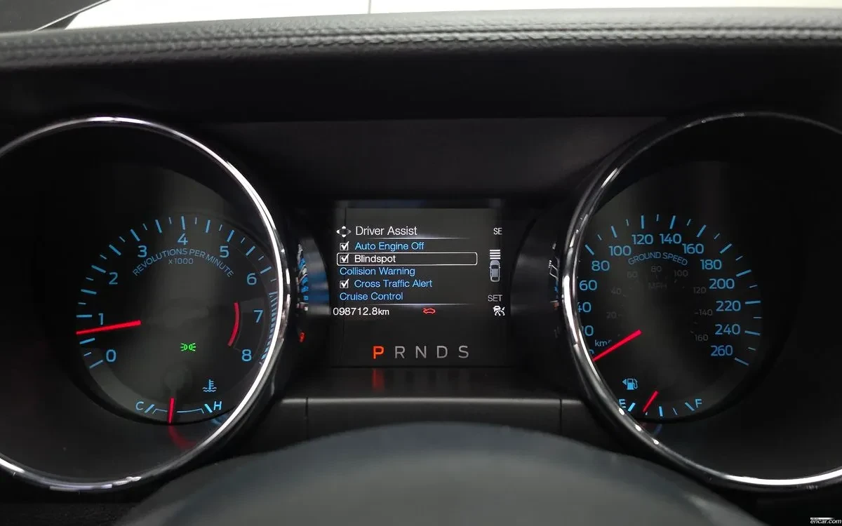 Ford Mustang 2.3L V6, снимка 8 - Автомобили и джипове - 54624067