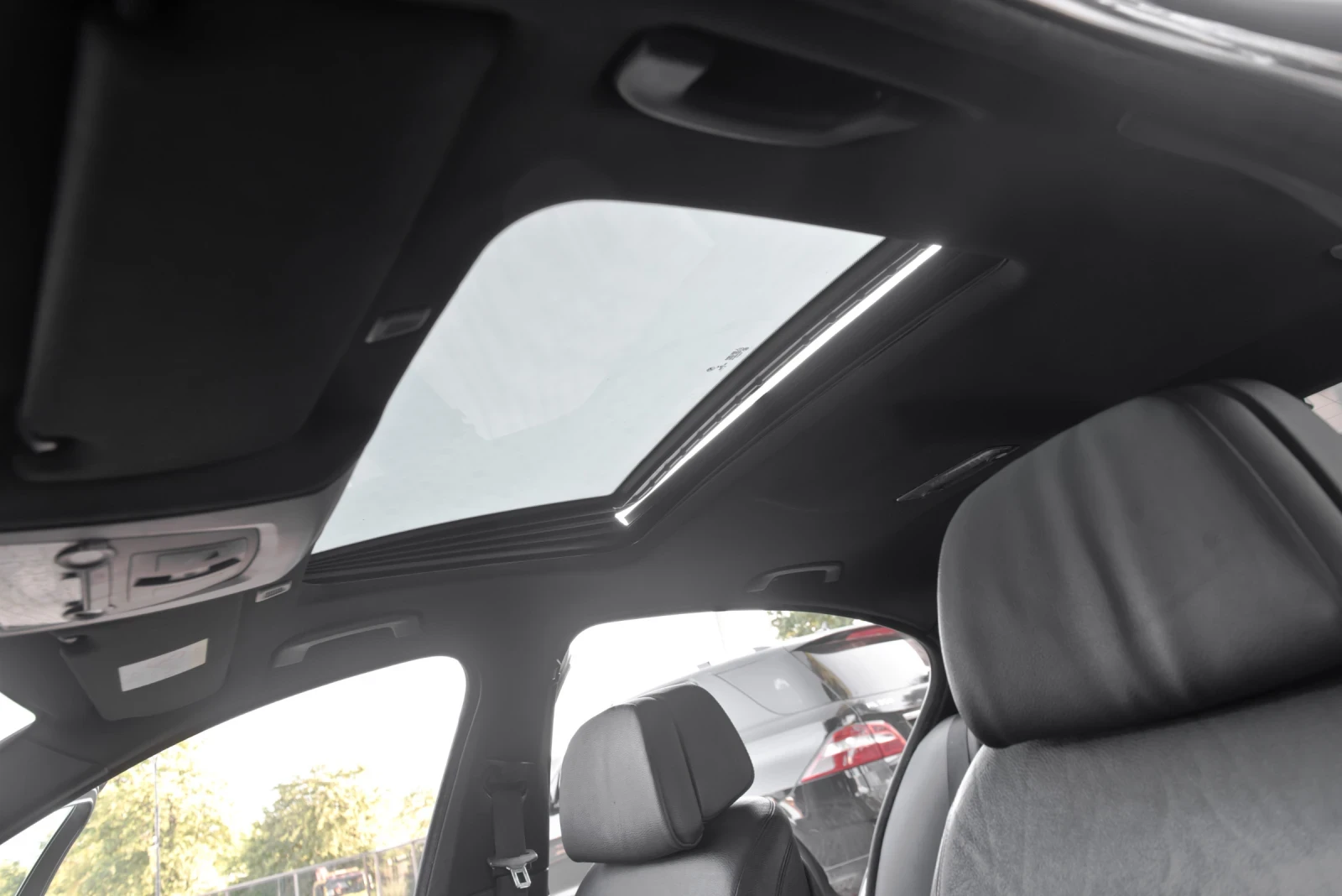 BMW 530 d/M5/LCI/H&K/20, снимка 16 - Автомобили и джипове - 54702101