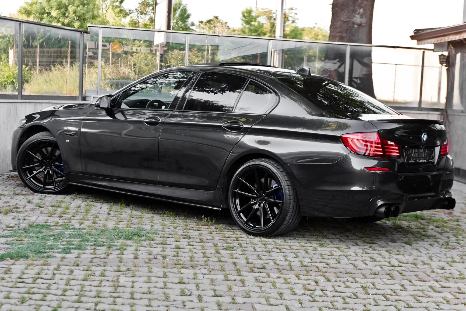 BMW 530 d/M5/LCI/H&K/20, снимка 5 - Автомобили и джипове - 54702101