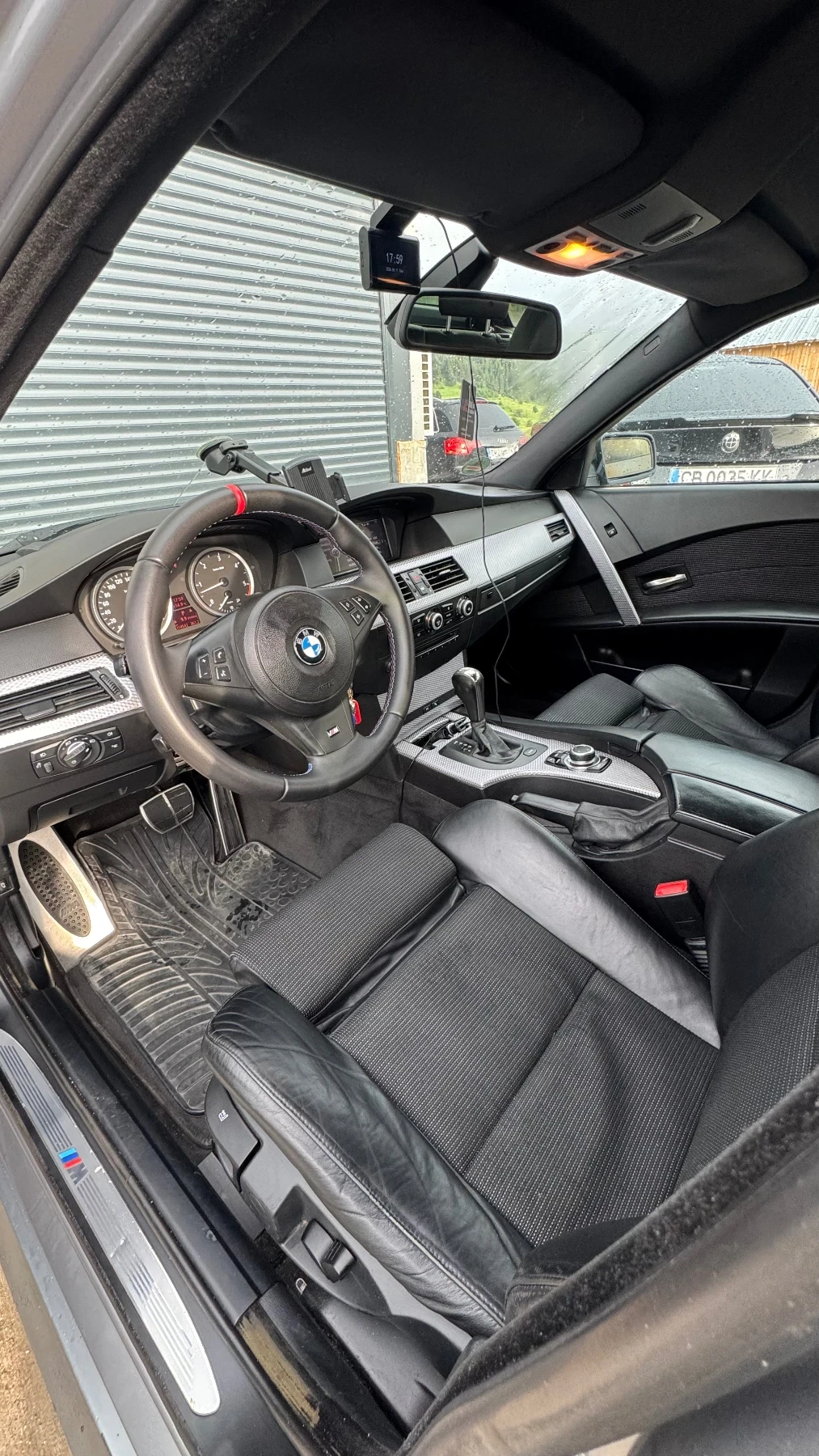 BMW 530 M-пакет, 408кс 880нм нов мотор, снимка 7 - Автомобили и джипове - 54894407