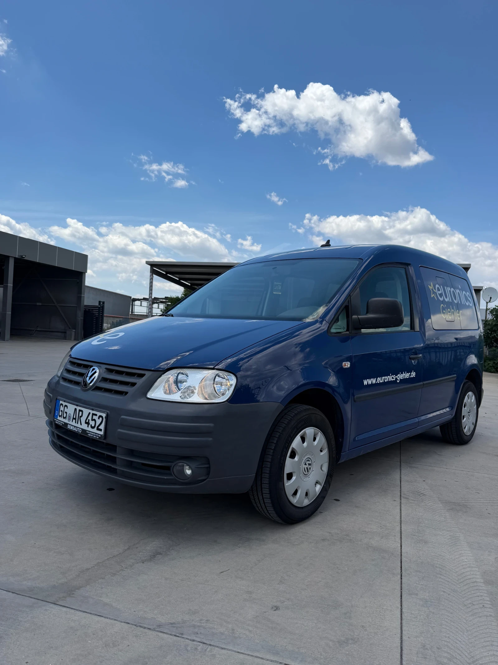 VW Caddy, снимка 8 - Автомобили и джипове - 54981034