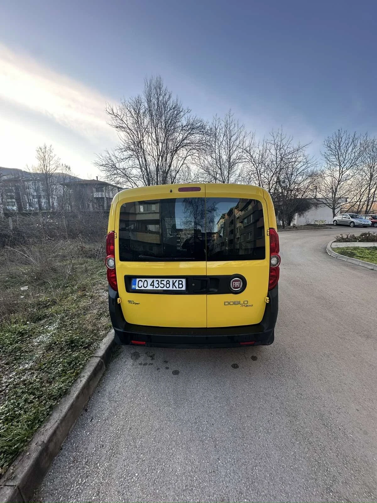 Fiat Doblo 1.3 multijet Maxi, снимка 6 - Автомобили и джипове - 55043617