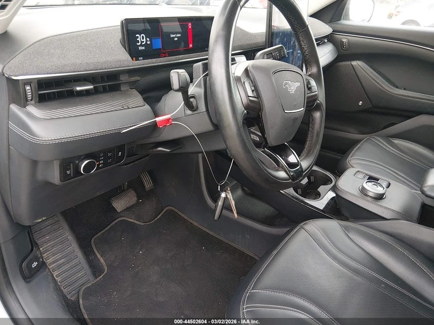 Ford Mustang Mach-E Premium, снимка 11 - Автомобили и джипове - 55127037