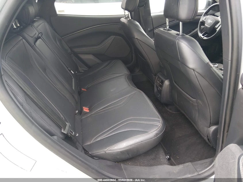 Ford Mustang Mach-E Premium, снимка 8 - Автомобили и джипове - 55127037