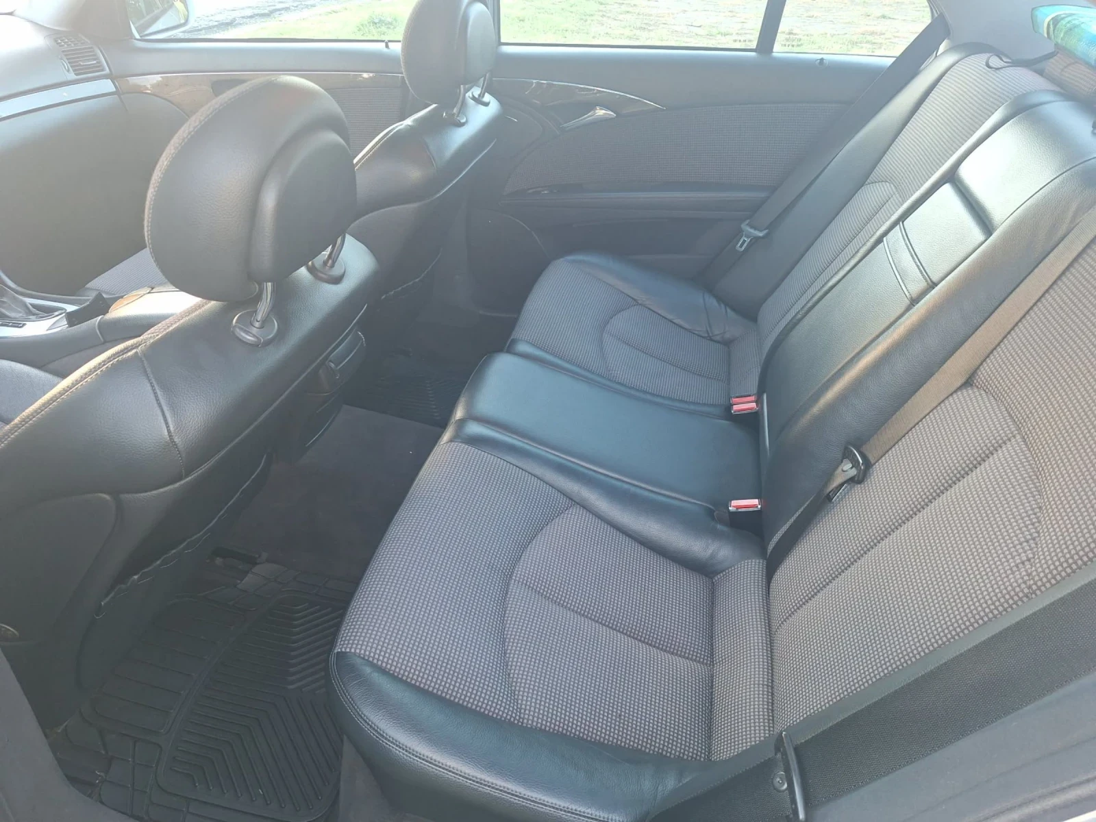 Mercedes-Benz E 270, снимка 8 - Автомобили и джипове - 55159541