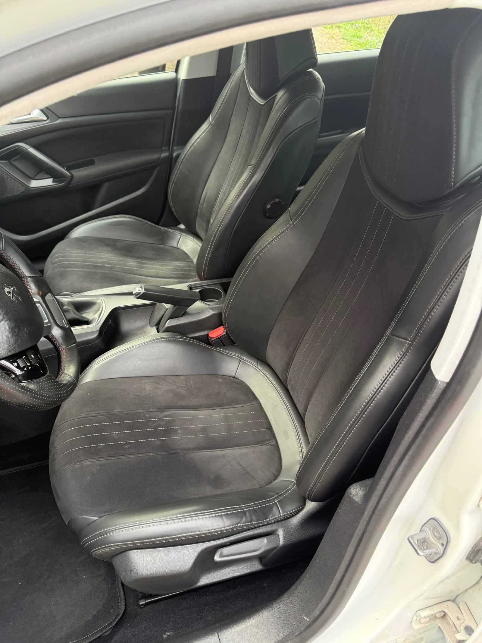 Peugeot 308 1.6 BlueHDi, снимка 8 - Автомобили и джипове - 55422721