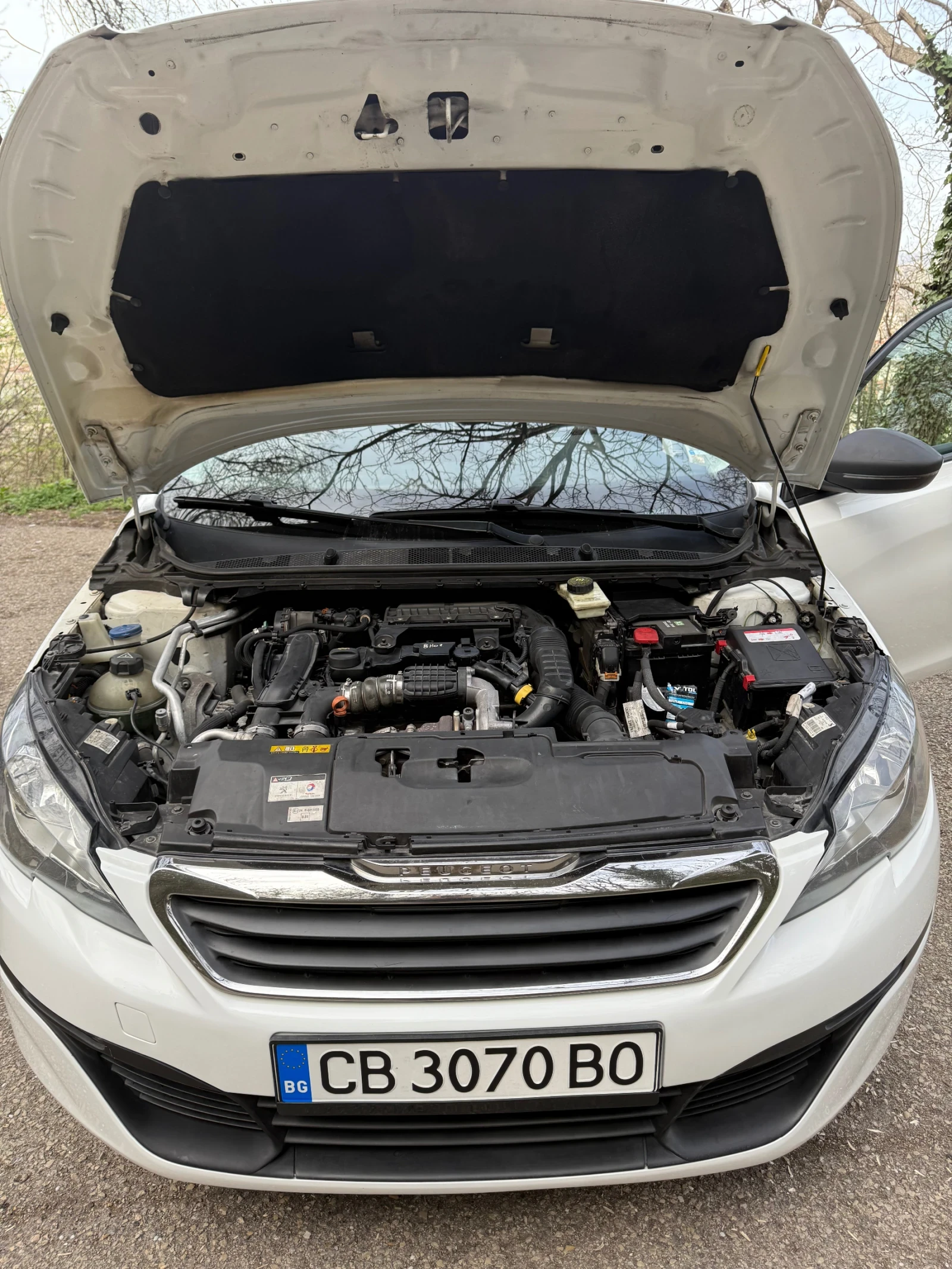 Peugeot 308 1.6 BlueHDi, снимка 9 - Автомобили и джипове - 55422721