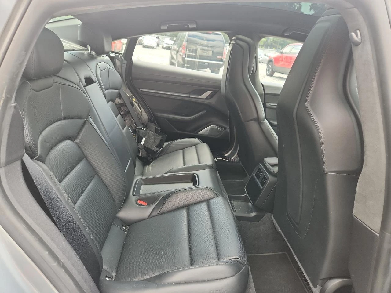 Porsche Taycan Turbo/Turbo S, снимка 10 - Автомобили и джипове - 55566203