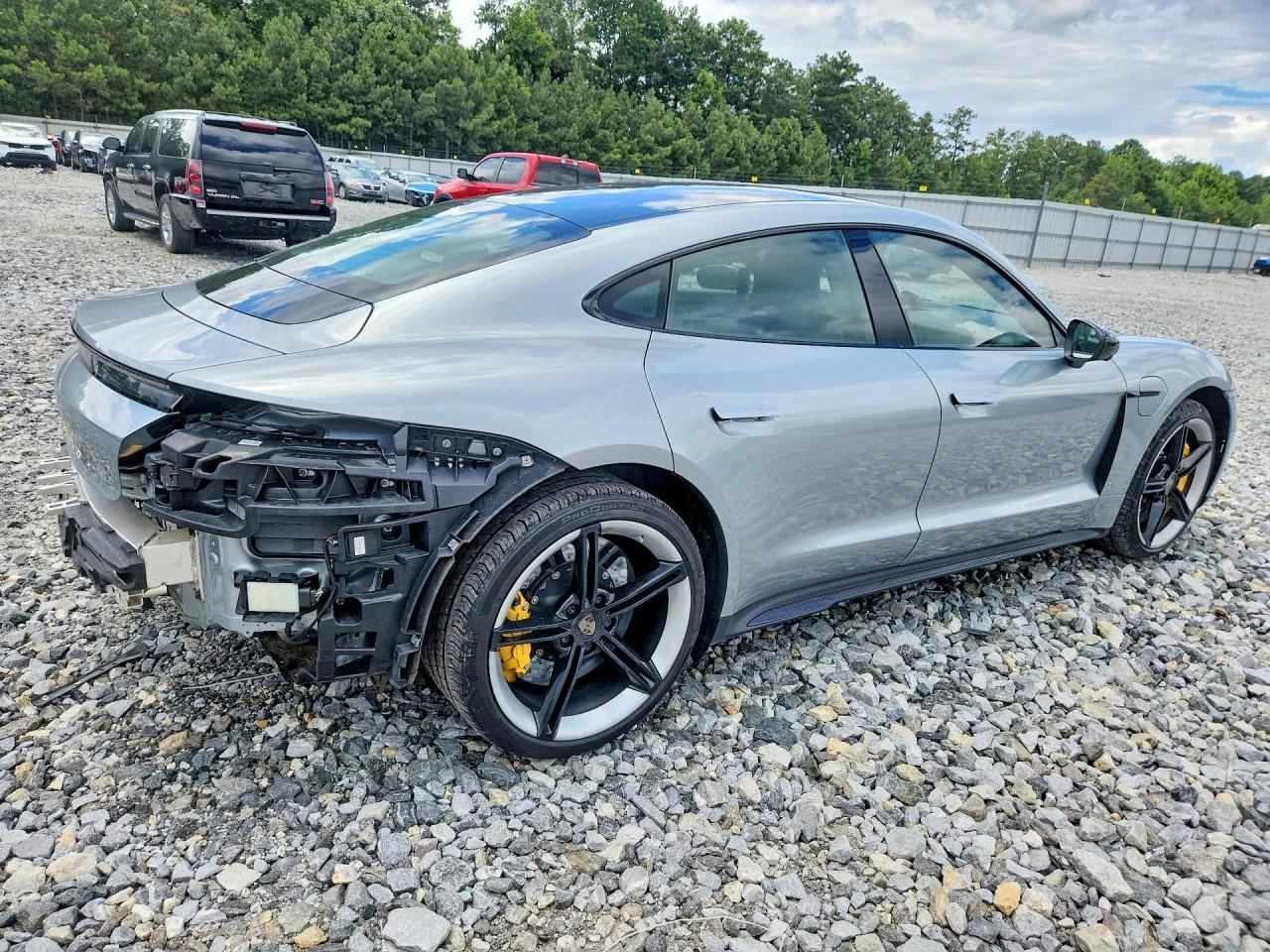 Porsche Taycan Turbo/Turbo S, снимка 3 - Автомобили и джипове - 55566203