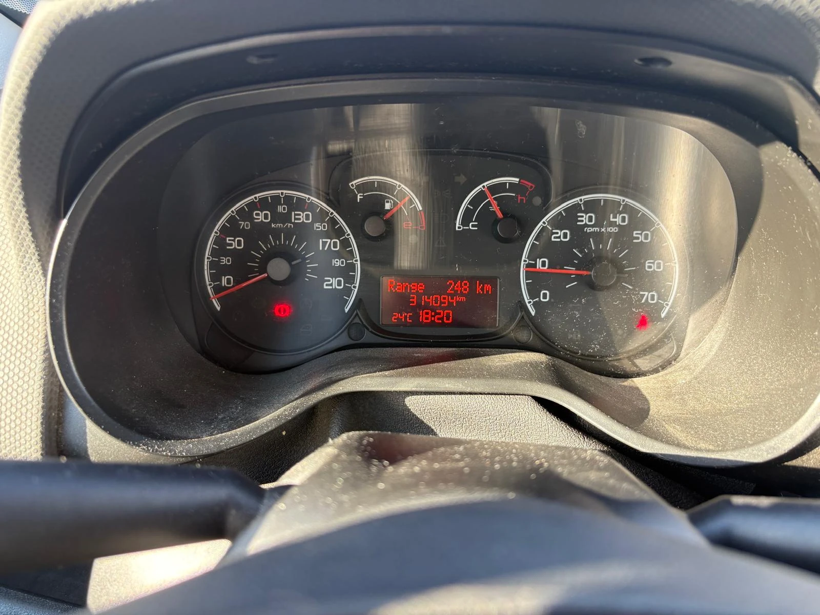 Fiat Doblo 1.3 Multijet 90 Жираф, снимка 10 - Автомобили и джипове - 55943499