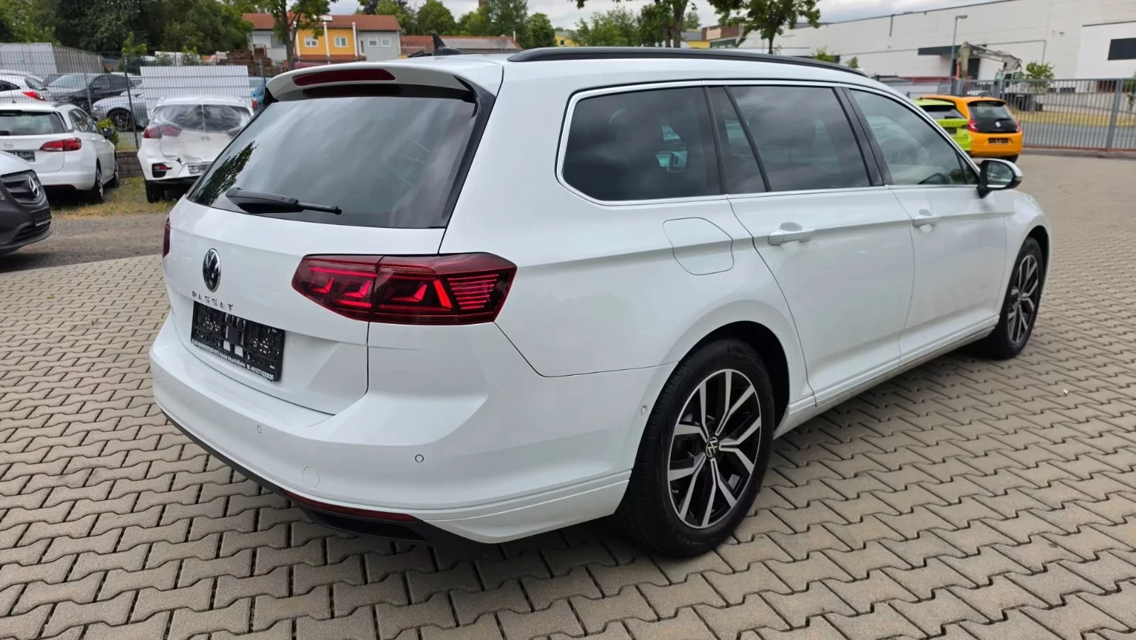 VW Passat 2.0TDI BUSINESS, снимка 4 - Автомобили и джипове - 55971675