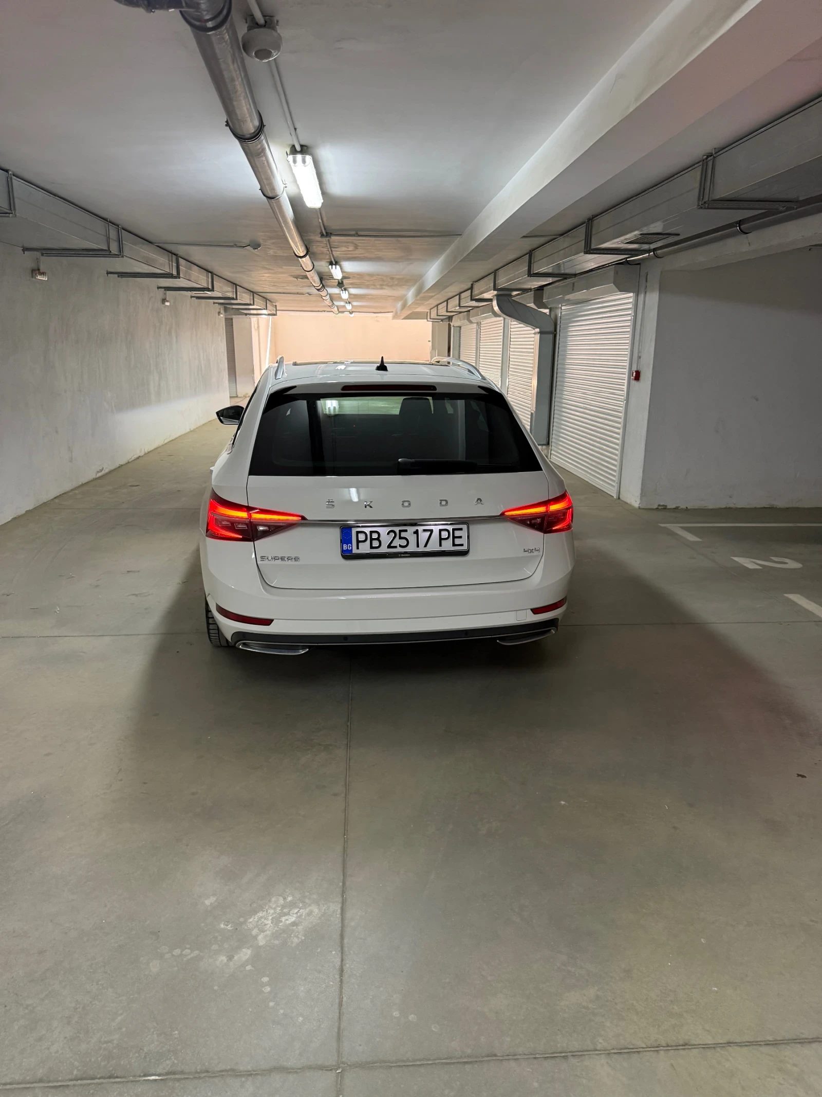 Skoda Superb 2.0 TDI L/K 4x4 Без аналог УНИКАТ, снимка 2 - Автомобили и джипове - 56215305