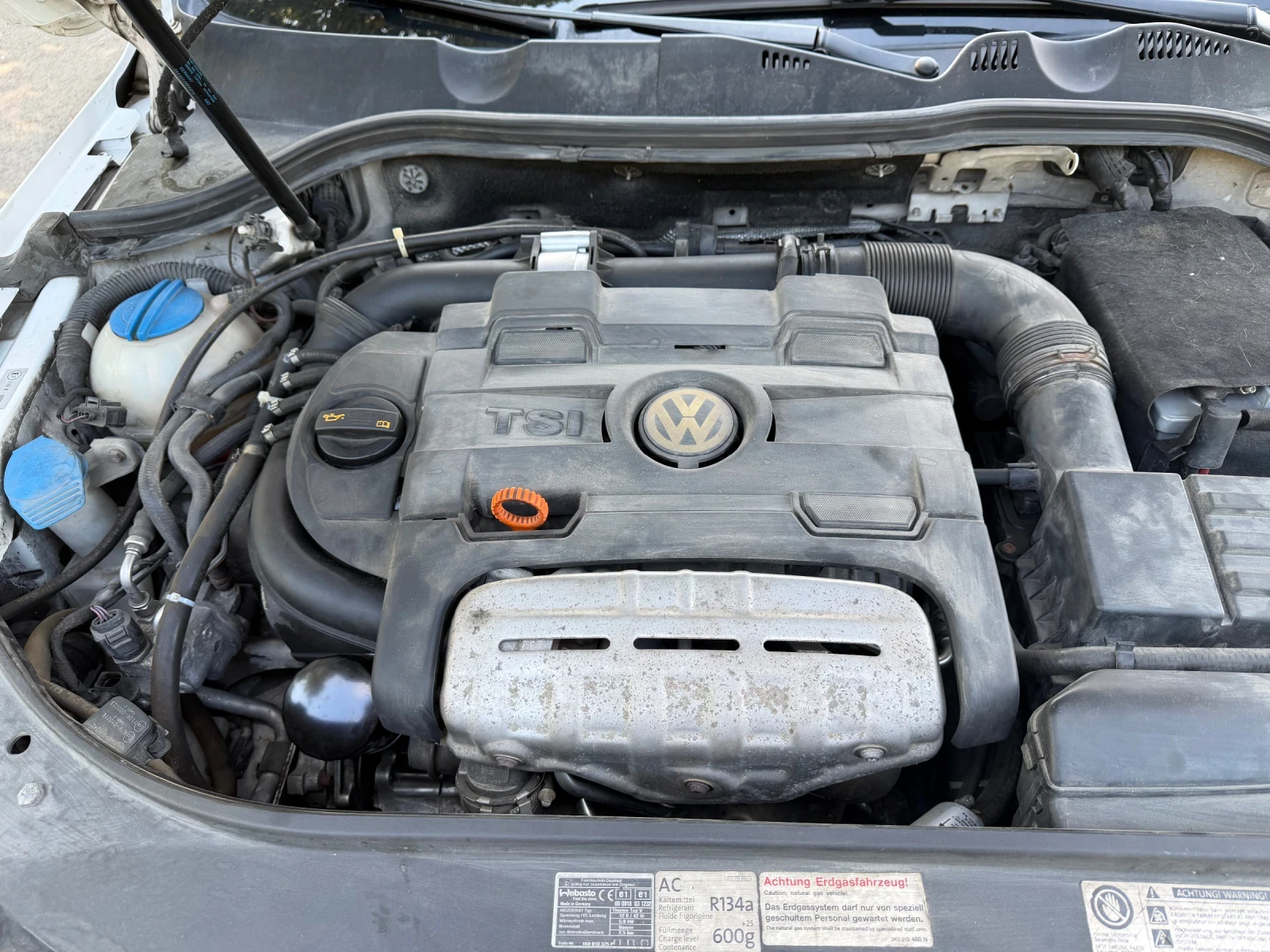 VW Passat 1.4 TSI CNG, снимка 8 - Автомобили и джипове - 56600594